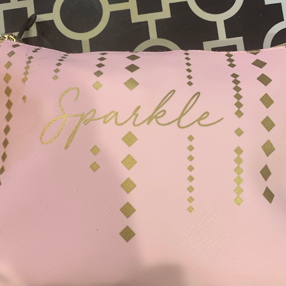 Makeup bag